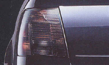 AudiB5A4smokedtaillights.jpg (121412 bytes)